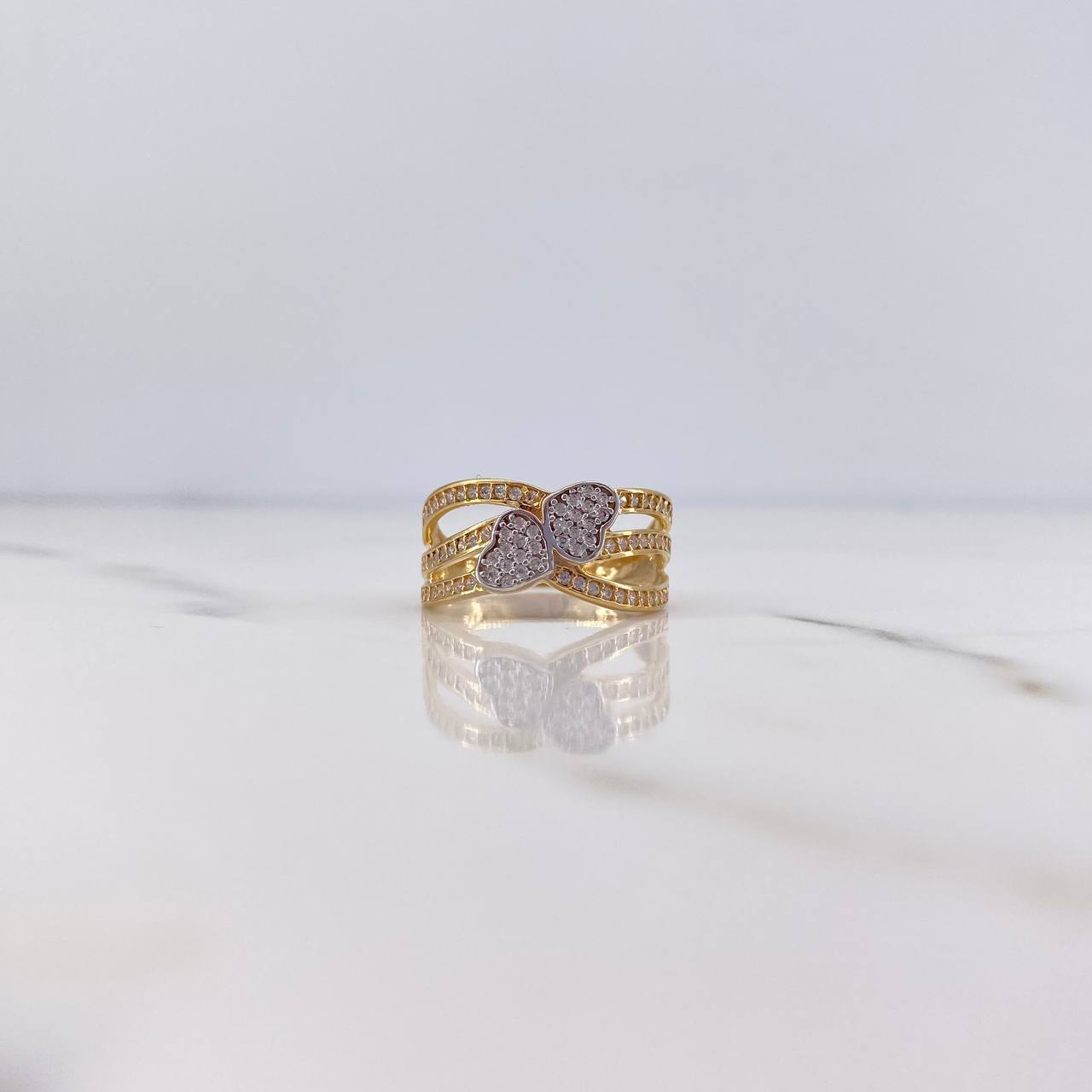 Anillo Lineas Corazones 3.7gr / T7 1/4 / Circones Blancos Dos Oros Amarillo Blanco 18K &