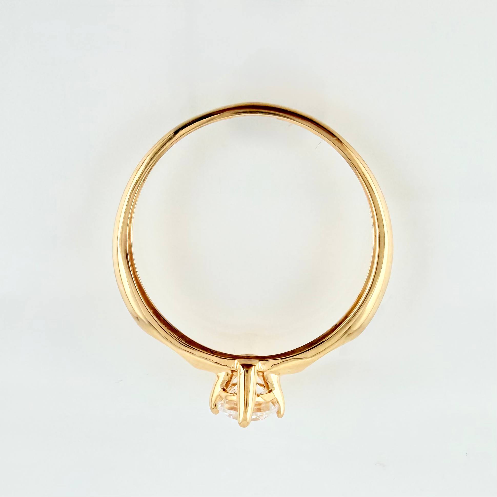 Anillo Solitario 1.25gr / T6 3/4 / Oro Amarillo 18K