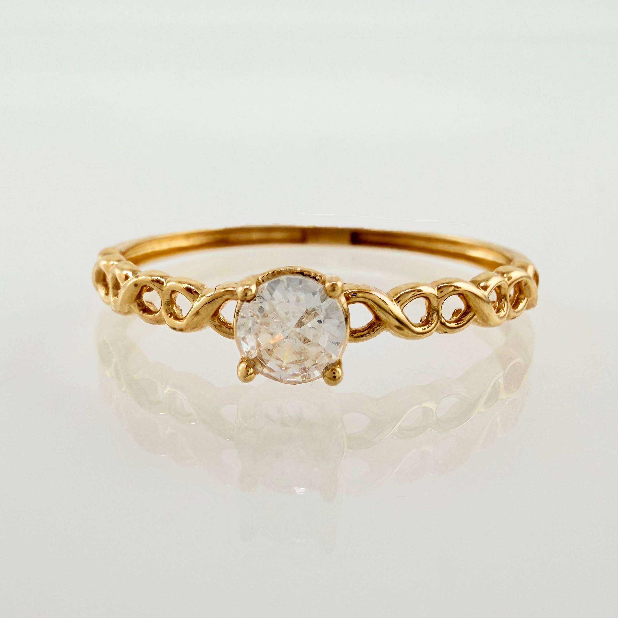 Anillo Solitario Infinitos 1.1gr / T6 1/2 / Oro Amarillo 18K ©