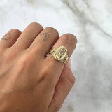 Anillo Virgen Guadalupe Cruces 6.4gr / T7 1/4 / Circones Blancos Verdes Y Fucsias Oro Amarillo 18K