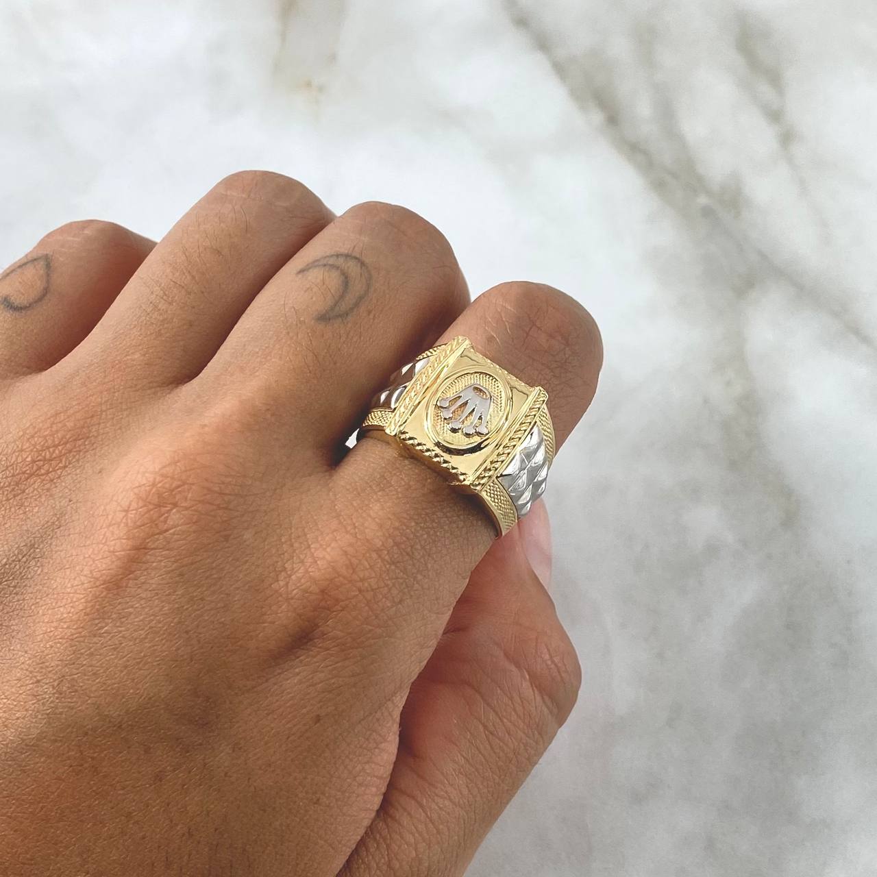 Anillo Pergamino Sello Corona Rx 7.9gr / T10  / Dos Oros Amarillo Blanco 18K