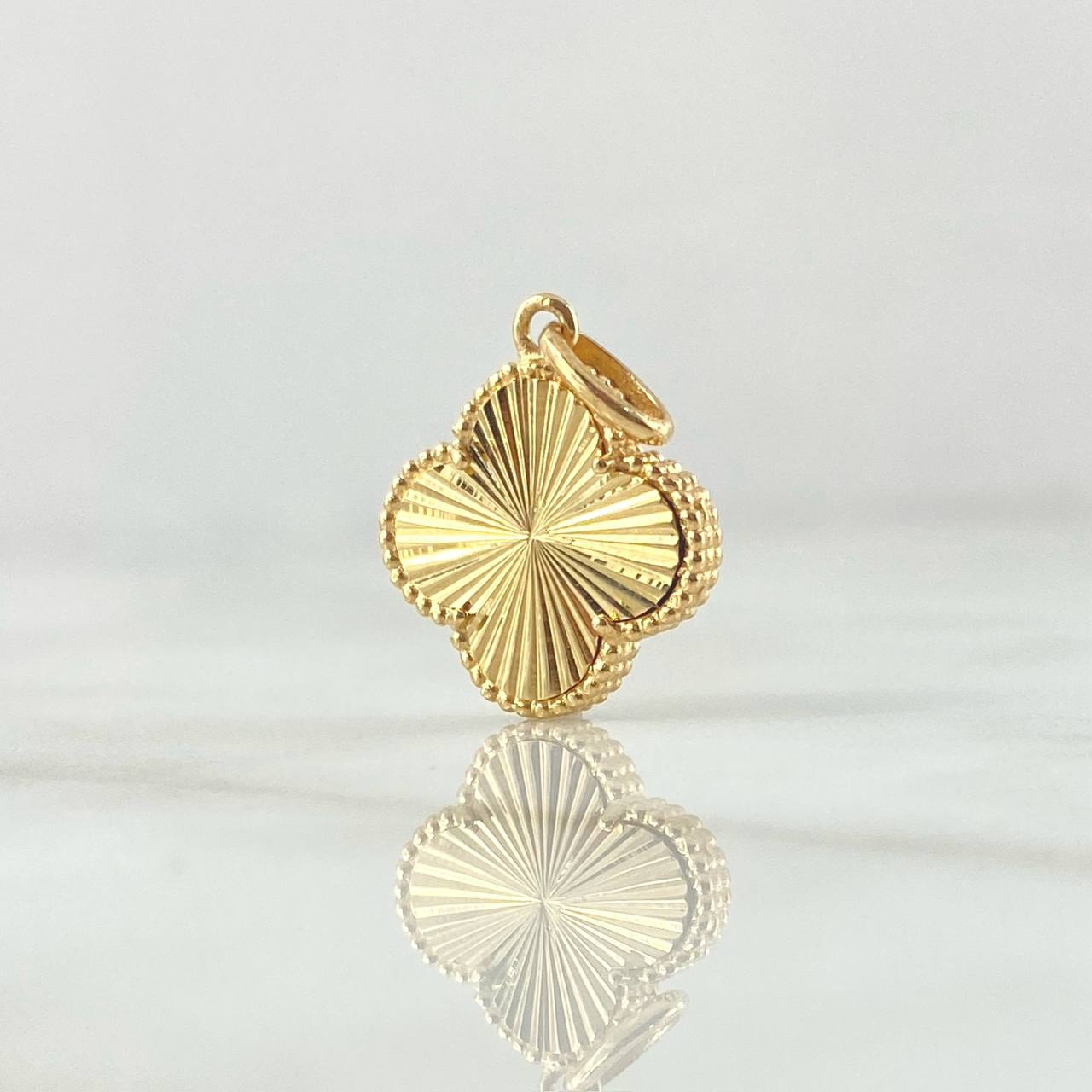 Dije Trébol VCyA 2.2gr / 2.2cm / Diamantado Punteado Oro Amarillo Nac.Esp. 18K