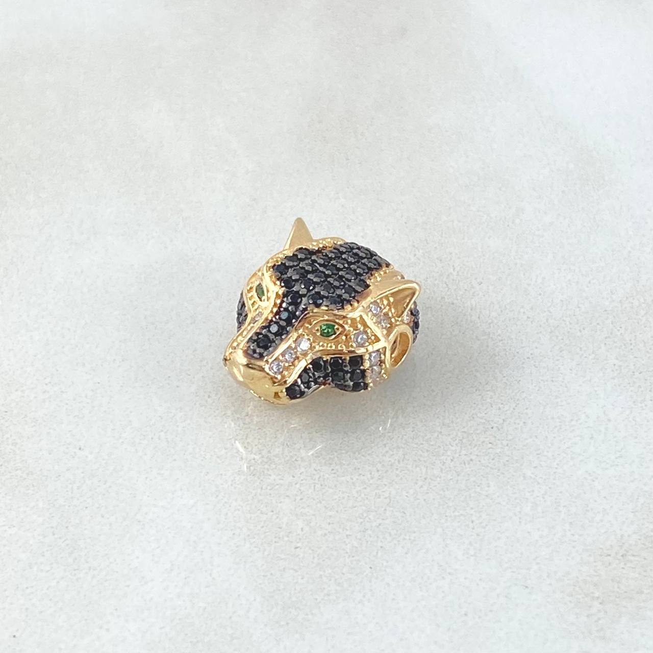 Herraje Cabeza Pantera 3gr / 1.4cm / Circones Blancos Negros Verde Oro Amarillo 18K ©