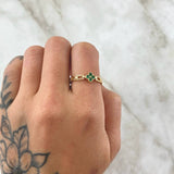 Anillo Flor Eslabones Fijos 2.15gr / T7 3/4 / Circones Verdes Oro Amarillo 18K