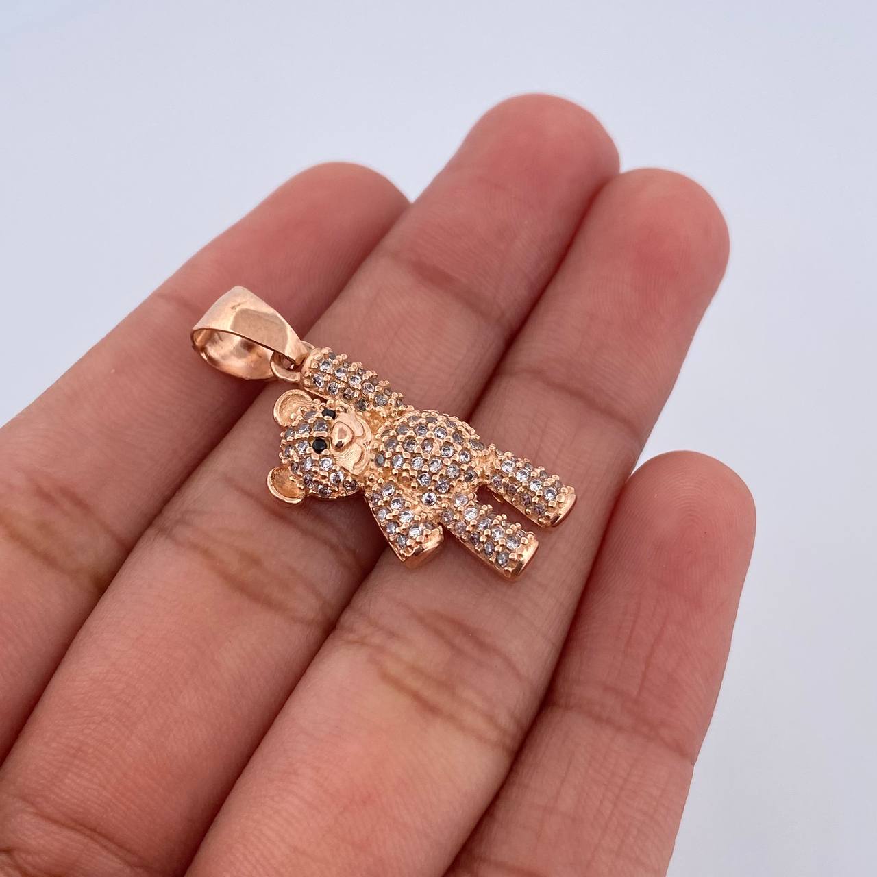 Dije Oso 3.5gr / 3cm / Circones Negros Blancos Oro Rosa 18K $