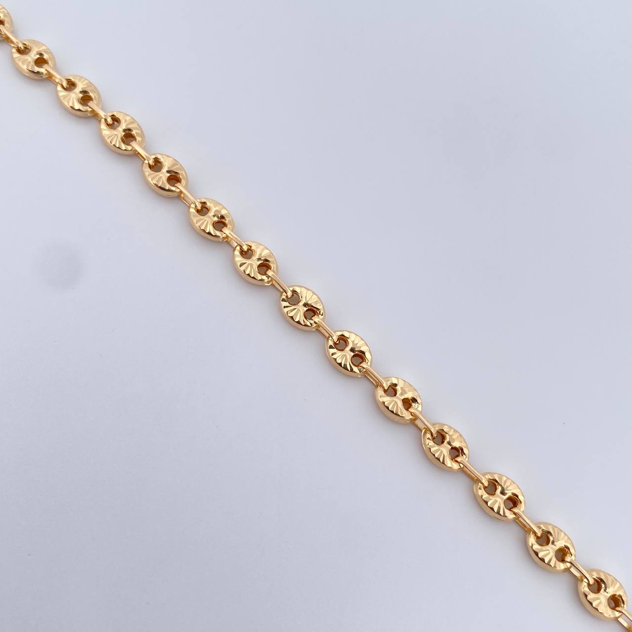 Pulso GC 4.5gr / 19cm / 5mm Diamantada Oro Amarillo 18K $