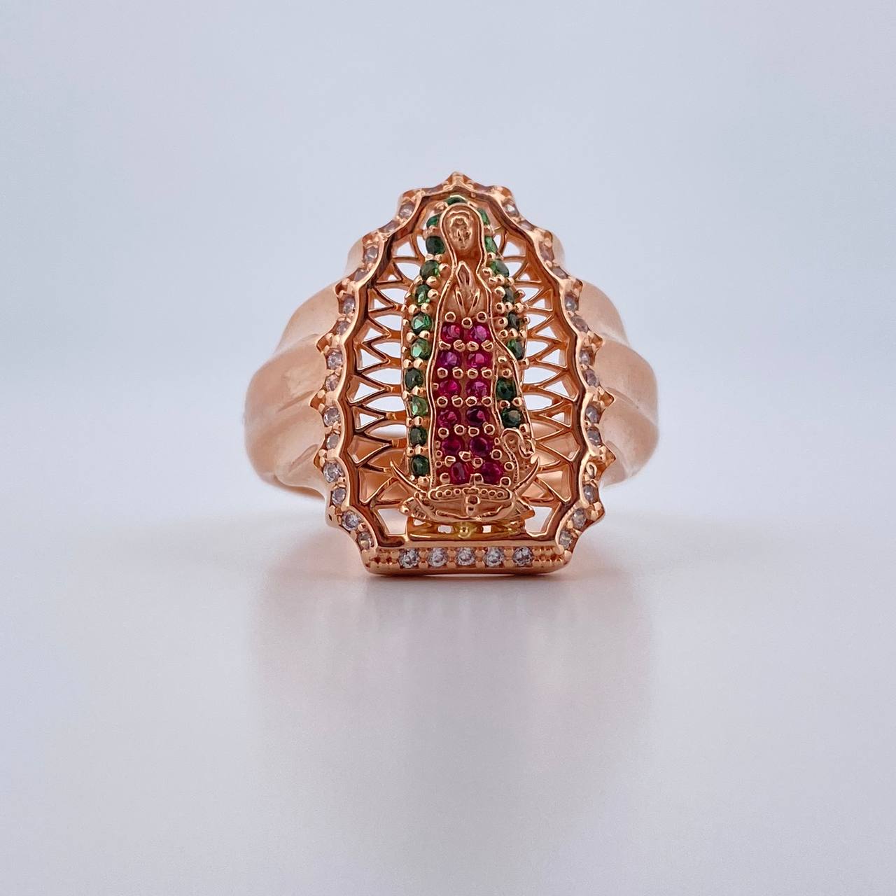 Anillo Virgen Guadalupe 6.7gr / T7 1/4 / Circones Blancos Verdes Fucsias Oro Rosa 18K $
