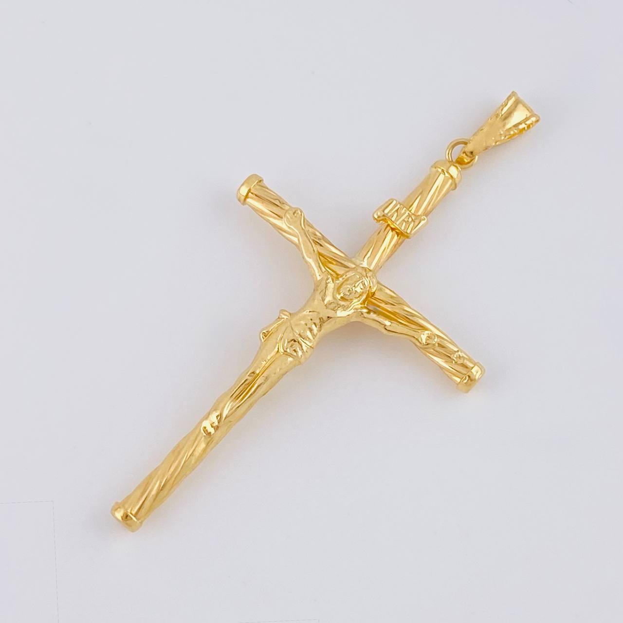 Dije Cruz 1.85g / 5.5cm Oro Amarillo 18K