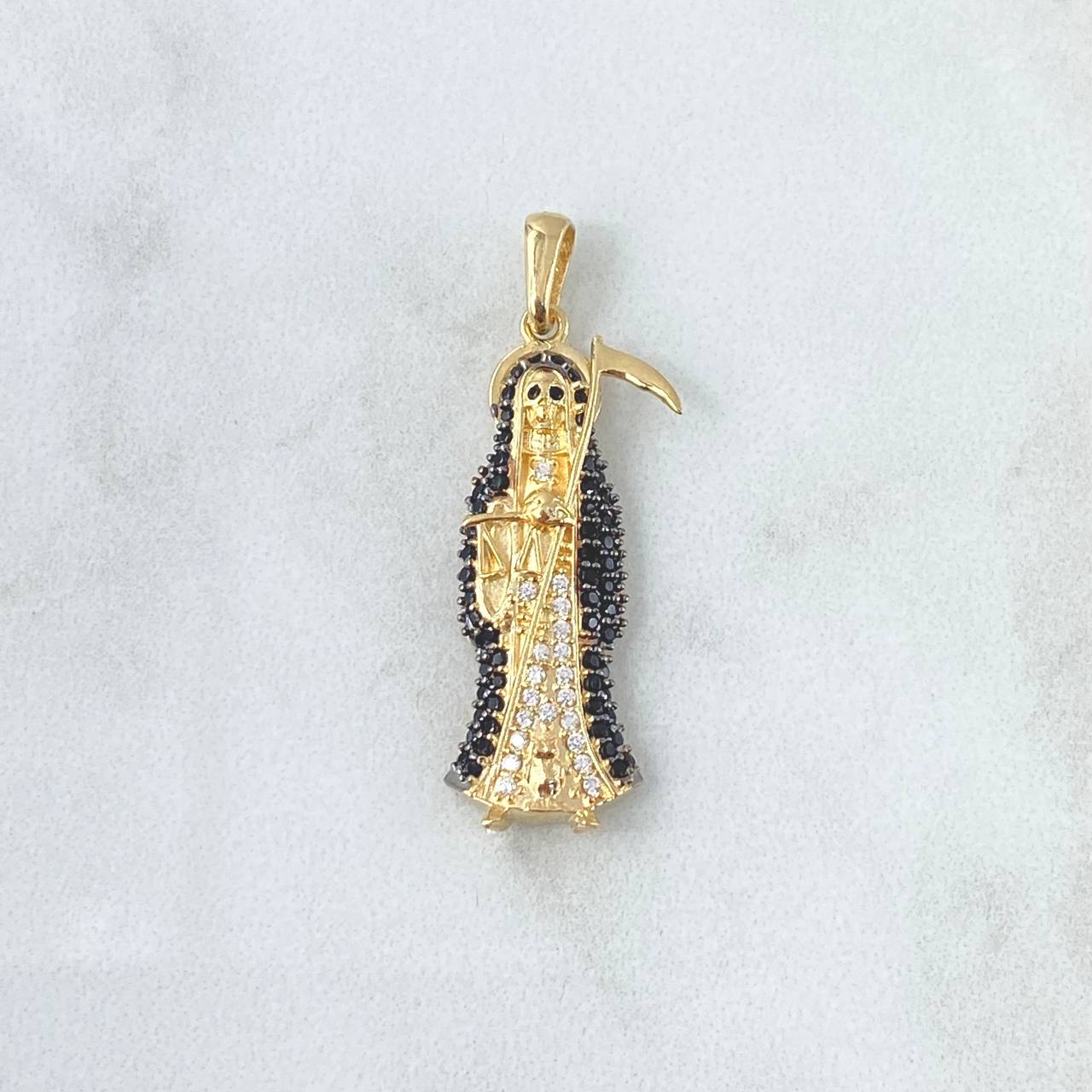 Dije Santa Muerte 2.8gr / 3.4cm / Circones Blancos Negros Oro Amarillo 18K