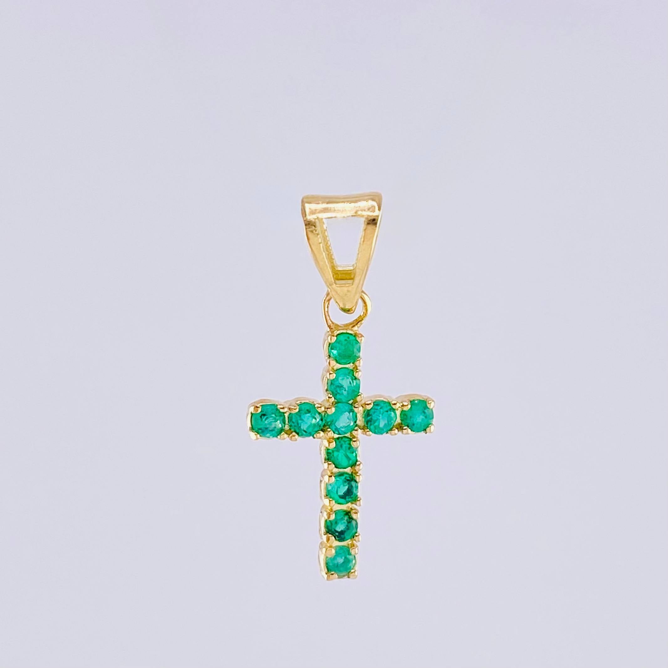 Dije Cruz Esmeraldas 0,5Pts 0.6 g / 2 cm Oro Amarillo 18K