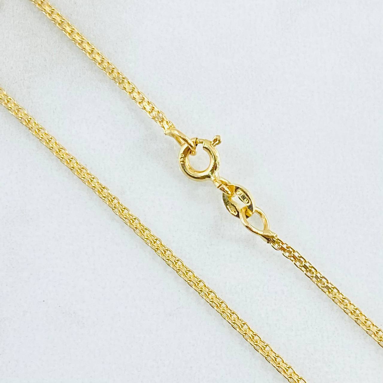 Cadena China 3.4gr / 60cm / 1.4mm Oro Amarillo +1 18K *