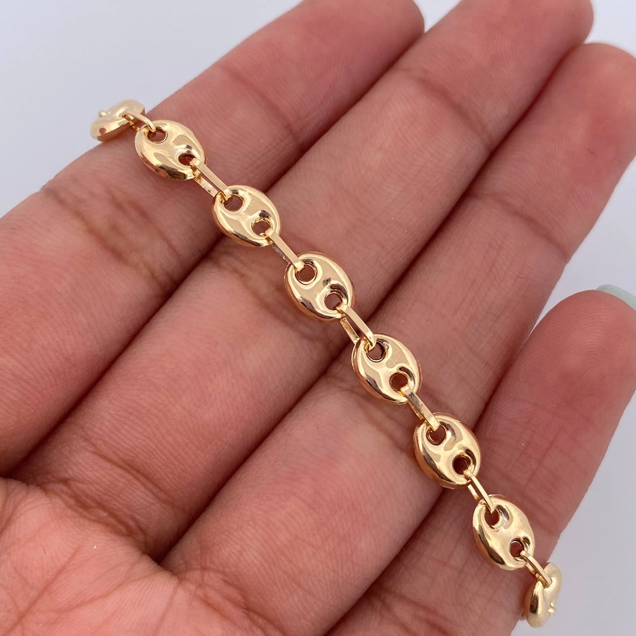 Pulso GC 4.2gr / 21.5cm / 5.8mm Oro Amarillo 18K $