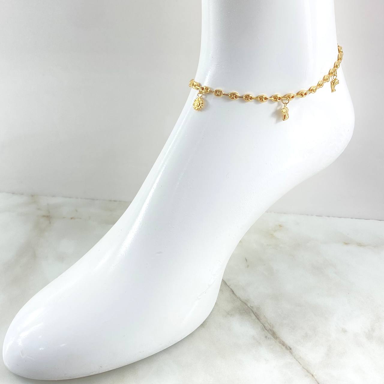 Tobillera GC Dijes 4.85gr / 24cm / Oro 18K ©