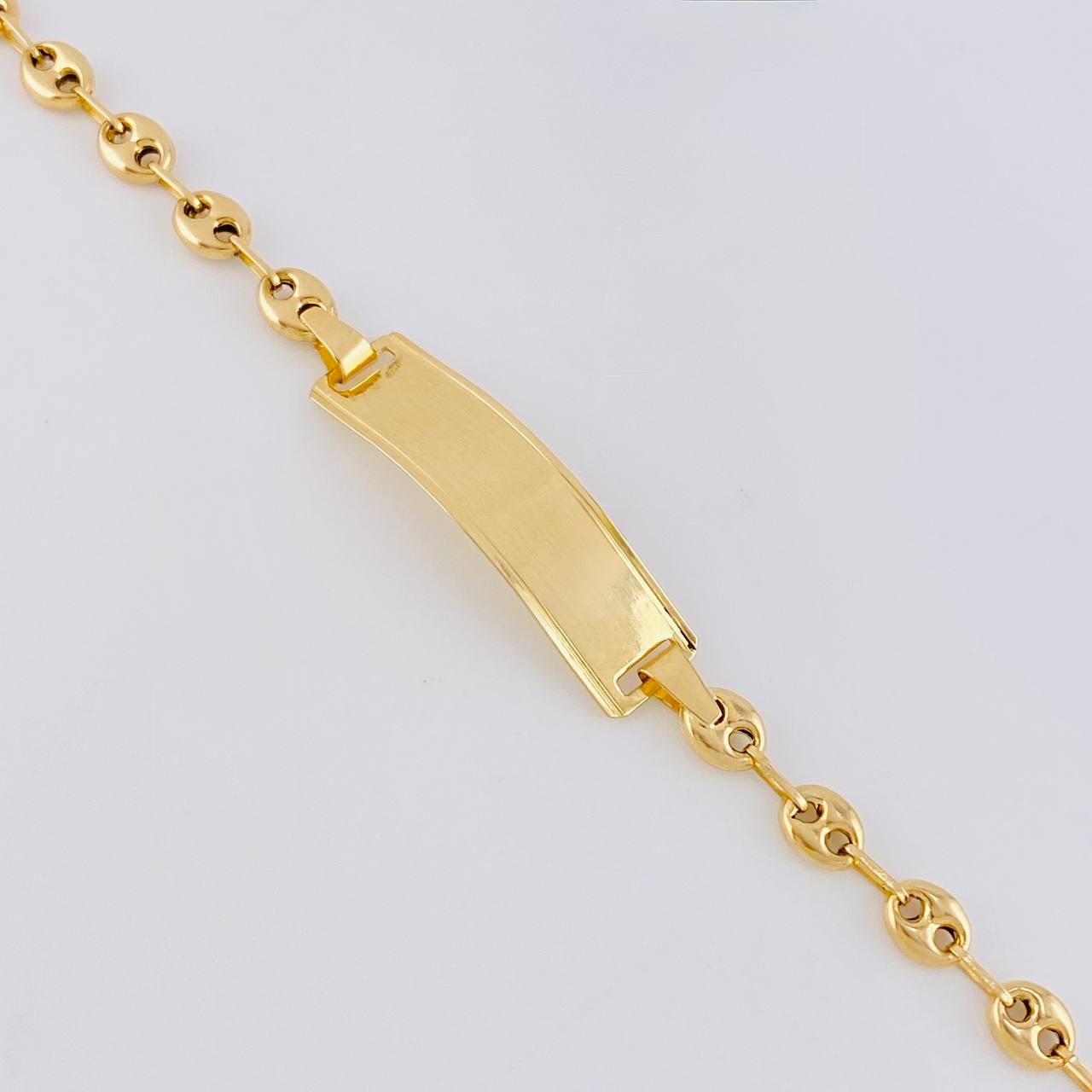 Pulso Gc Placa Curva rectangular 2.75g / 18.5cm / 4.1mm Oro Amarillo 18K