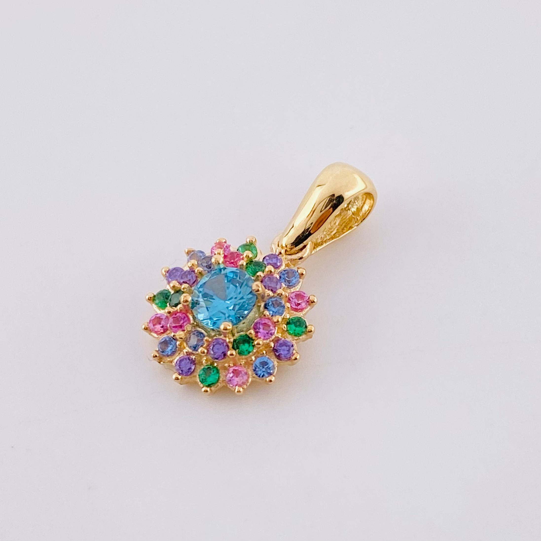 Dije Flor tupida multicolor 1.75g / 1.8cm Oro Amarillo 18K