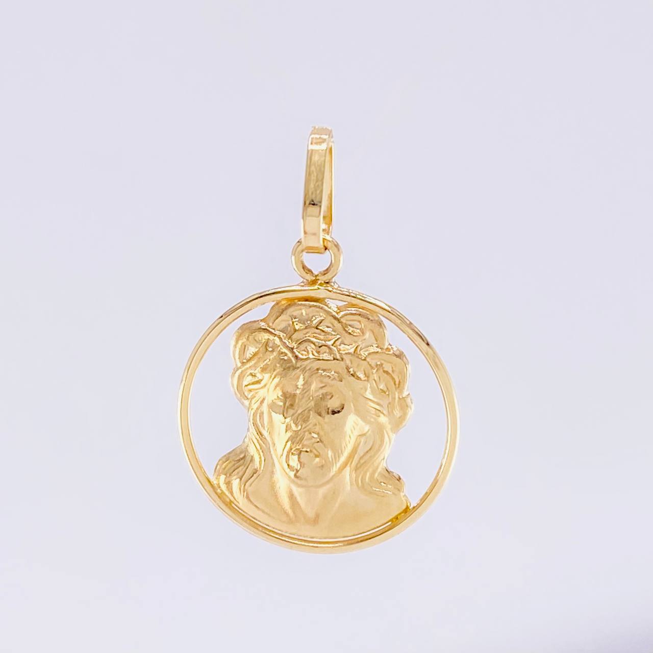 Dije Medalla rostro cristo 0.5g / 2cm Oro Amarillo 18K