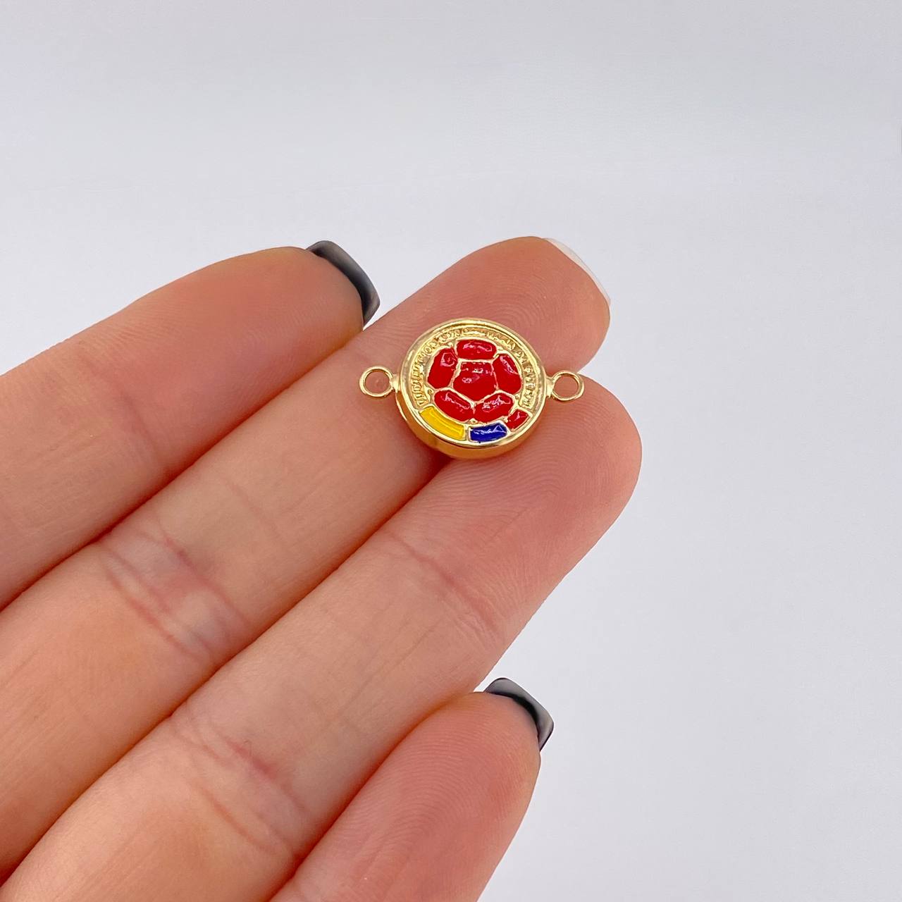 Herraje Escudo selección 0.85g / 1.8cm Oro Amarillo 18K