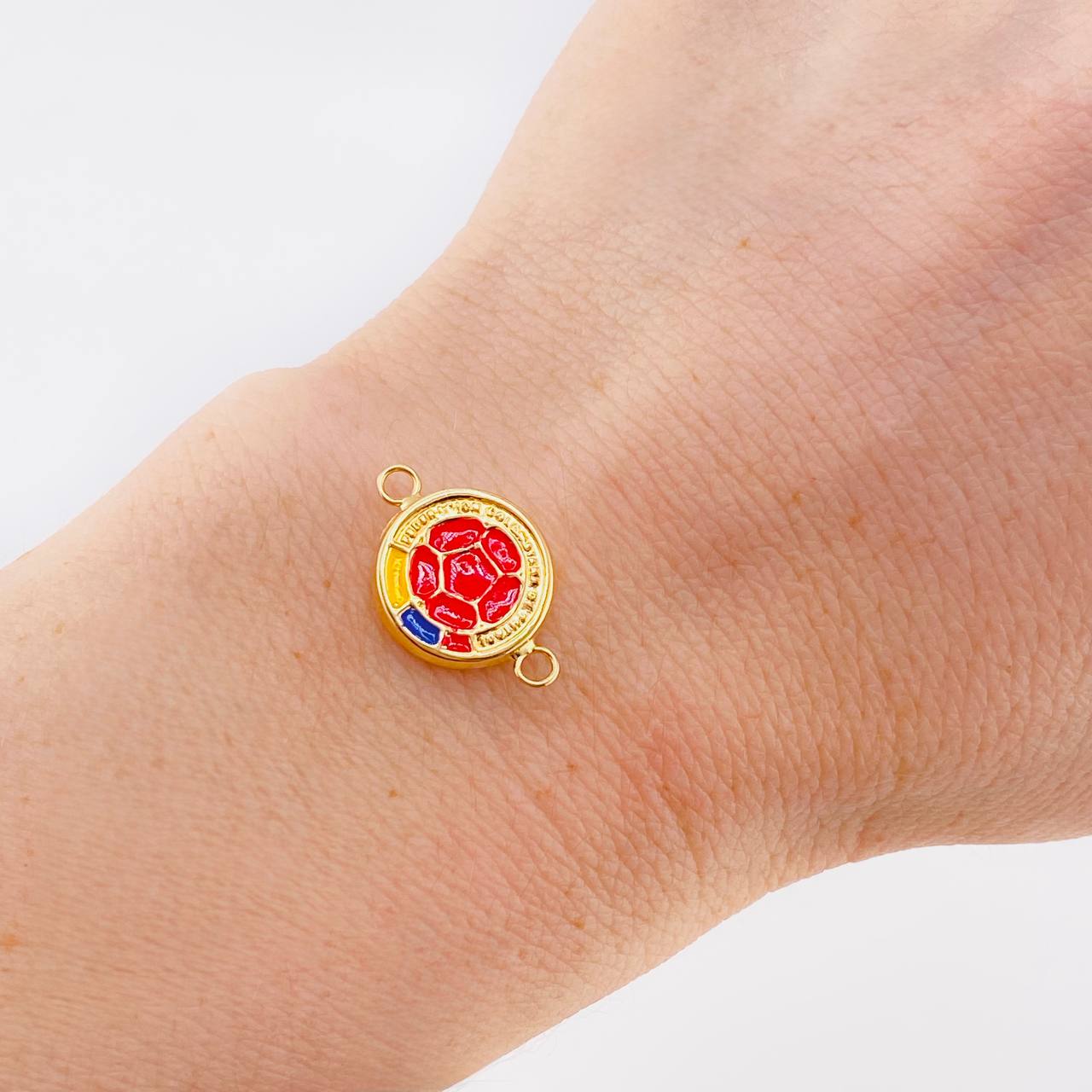 Herraje Escudo selección 0.8g / 1.8cm Oro Amarillo 18K