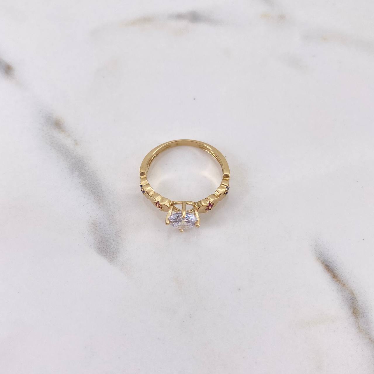 Anillo Solitario X 2.6gr / T5 3/4 / Circones Azules Fucsias Blanco Oro Amarillo 18K $