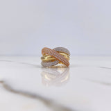 Anillo Rustico Curvas 6.7gr / T7 1/4 / Circones Blancos Tres Oros 18K $