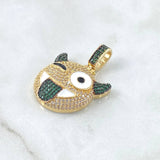 Dije Emogi Diablo Lengua Afuera 7.95gr / 3.3cm / Circones Blancos Verdes Oro Amarillo 18K ©