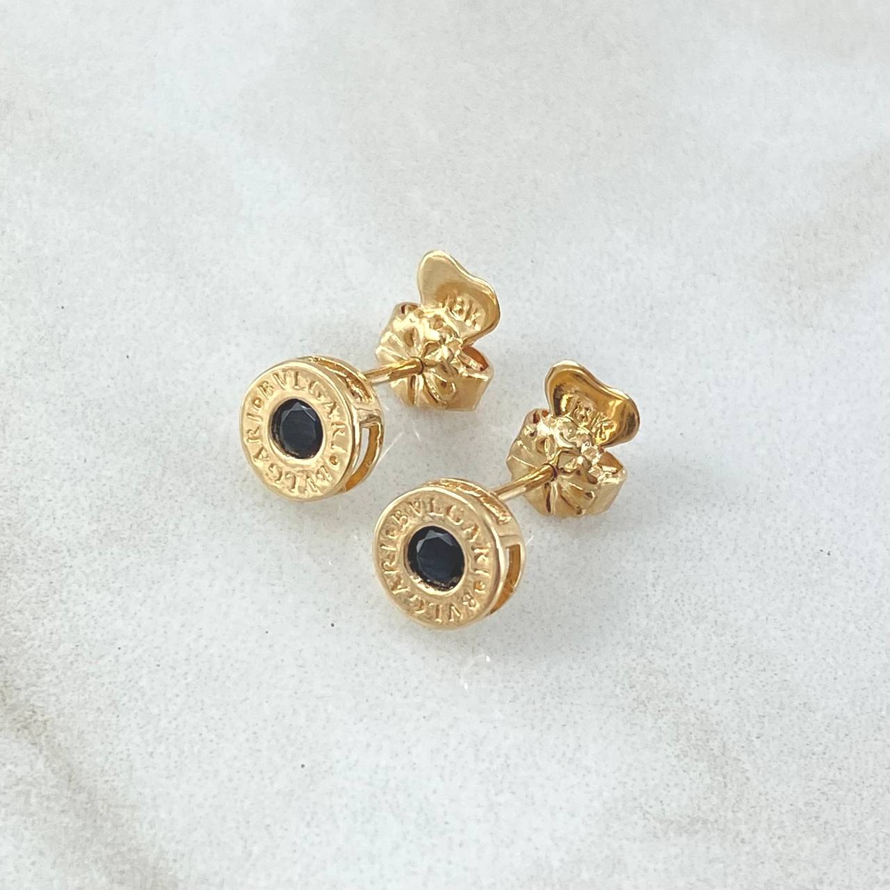 Topos Rusticos 1.65gr / 7.1mm Broche Mariposa Circones Negros Oro Amarillo 18K ©