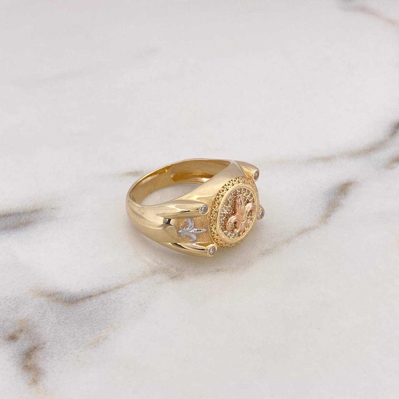 Anillo Flor De Lis 10gr / T10 / Circones Blancos Tres Oros 18K $