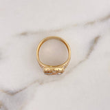 Anillo Herradura Caballo 5.5gr / T8 1/2 / Circones Blancos Tres Oros 18K $