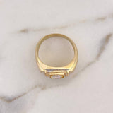 Anillo Sello  7.15gr / T9 1/2 / Circones Blancos Dos Oros Amarillo Blanco 18K $