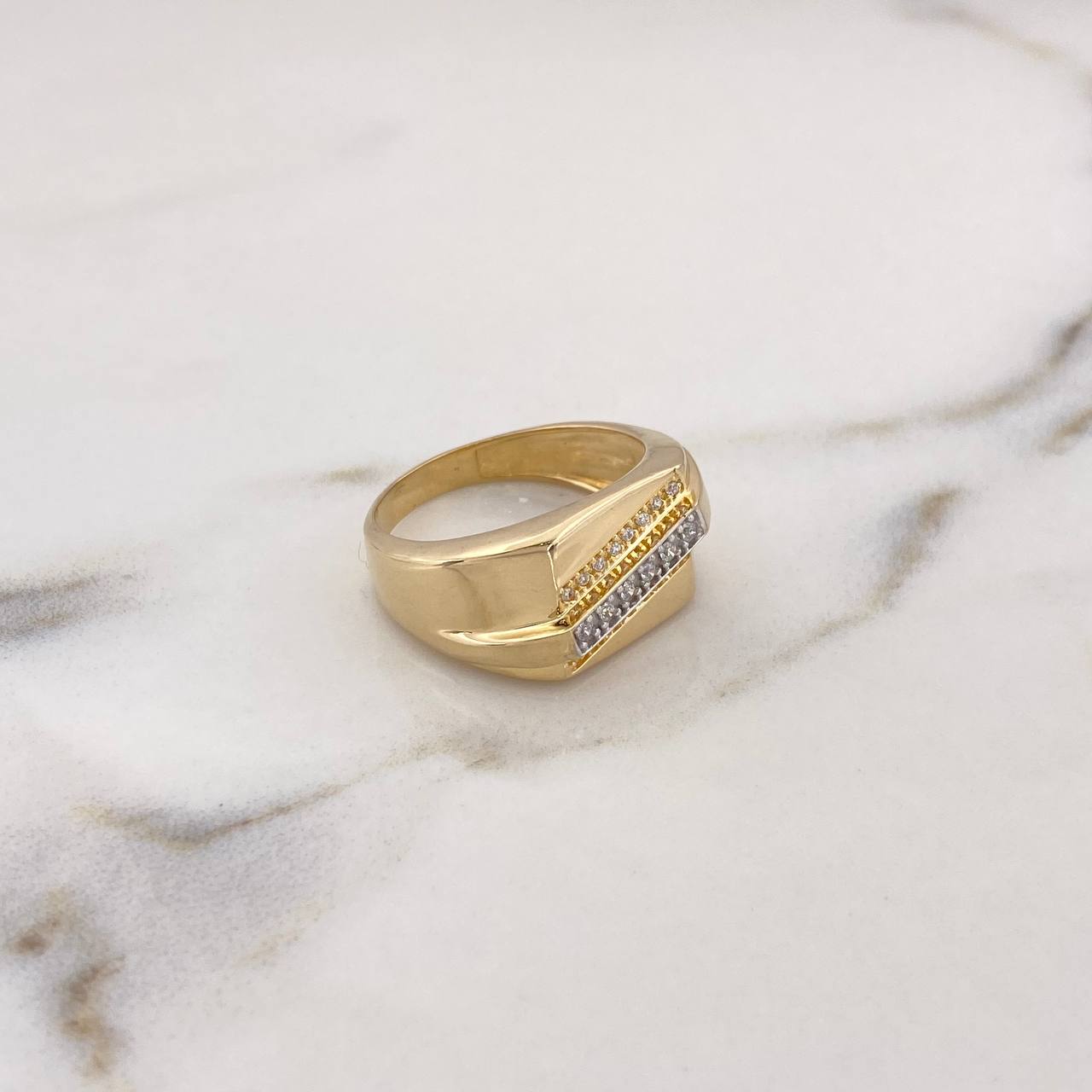 Anillo Rectangular 10gr / T10 1/2 / Circones Blancos Dos Oros Amarillo Blanco 18K $