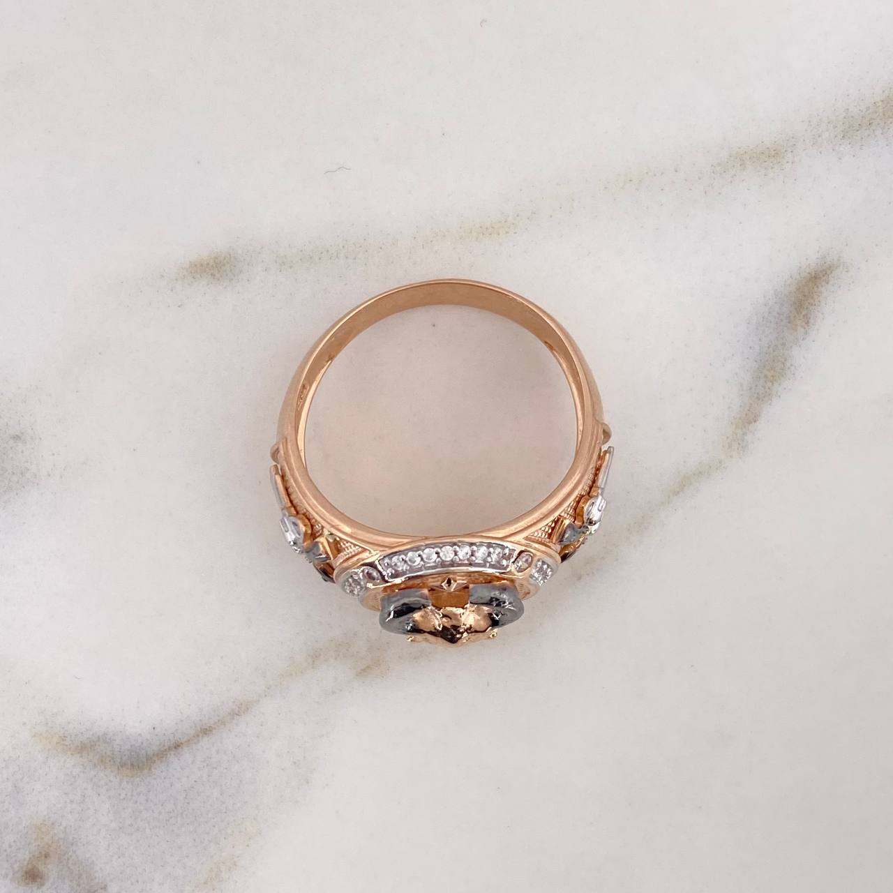 Anillo Craneo Bufalo 10.35gr / T10 3/4 / Circones Blancos Tres Oros 18K $
