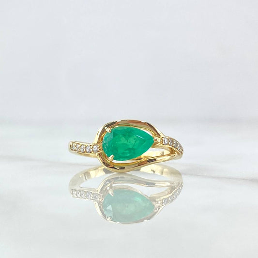 Anillo Soliario Gota Horizontal 3.5gr / T7 / Esmeralda 1.12qts - Diamantes Blancos 0.09pts Oro Amarillo 18K (Joya)