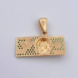 Dije One  Dólar 3.15gr / 2.5cm / Circones Verdes Oro Amarillo 18K $