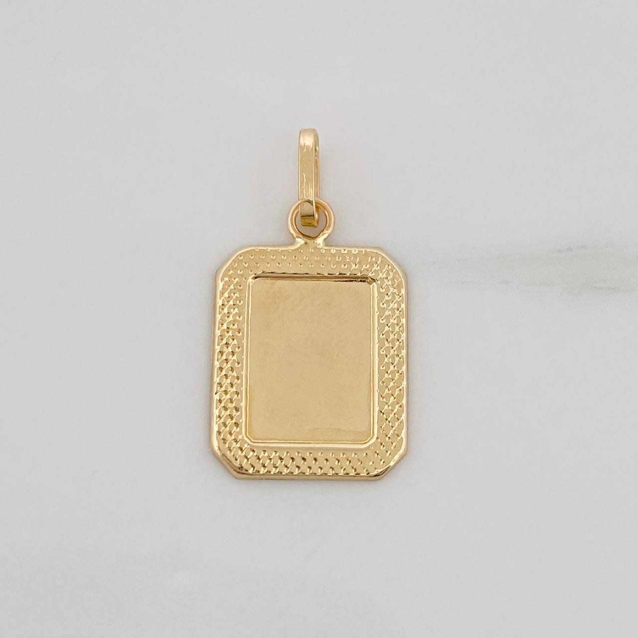 Dije Placa Cuadrada Marco Bordeado 0.55g / 2cm Oro Amarillo 18K