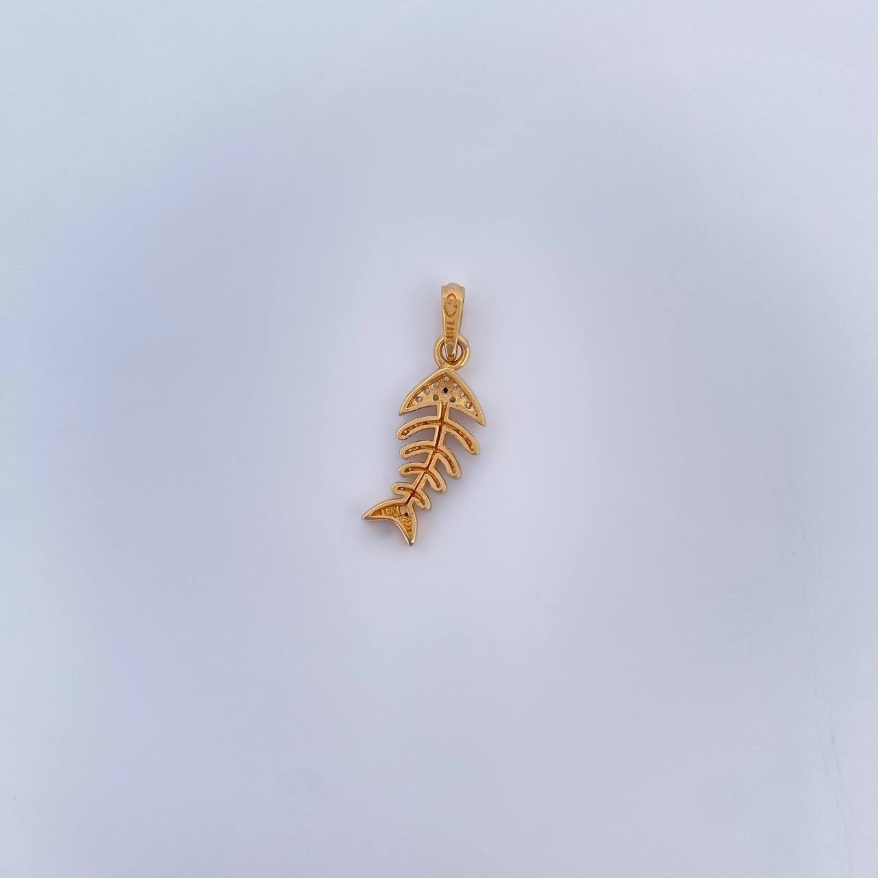 Dije Espinas De Pez 1.85gr / 2.7cm-Oro Amarillo 18K &