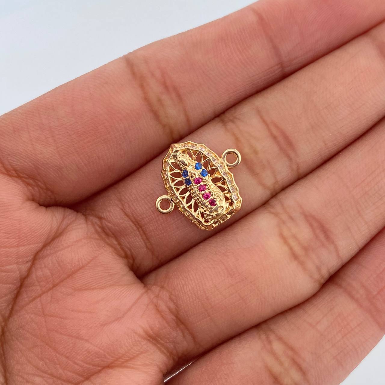 Herraje Virgen Guadalupe 1.15gr / 1.4cm / Circones Fucsias Azules Blancos Oro Amarillo 18K &
