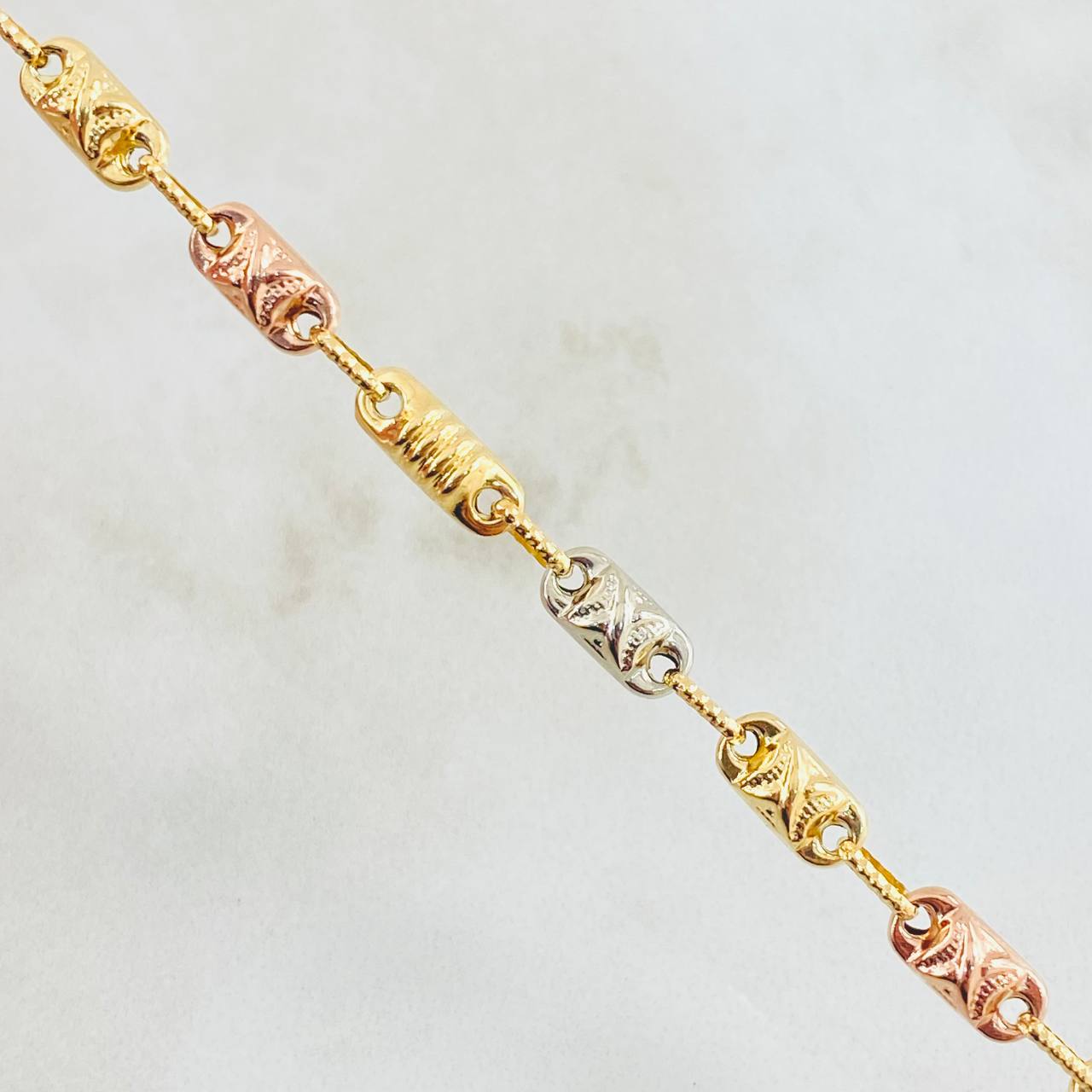 Cadena Rustica 12.05gr / 50cm / Tres Oros 18K *