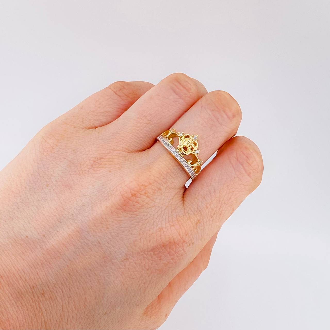 Anillo Corona Quinces 4.7 g / T8 Oro Amarillo 18K