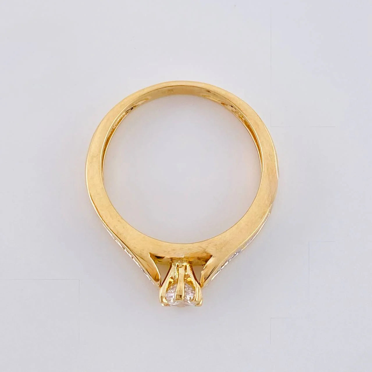 Anillo Solitario Puente 3.05 g / T6 1/2 Dos Oros Amarillo Blanco 18K