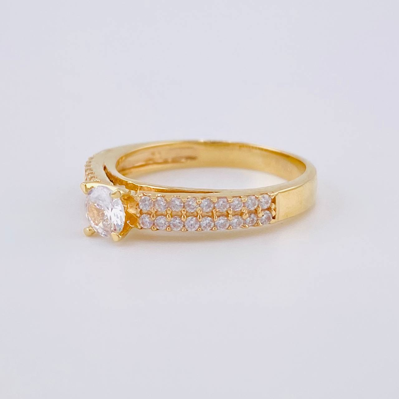 Anillo Solitario Doble Linea Tupido 3.25 g / T7 Oro Amarillo 18K
