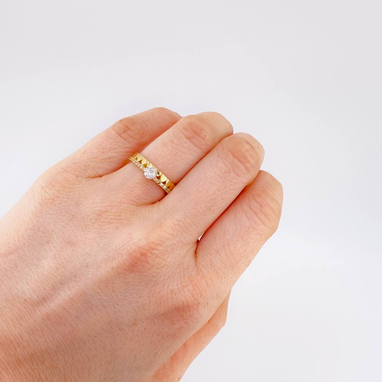 Anillo Solitario Corazones Dual 2.35 g / T6 1/4 Oro Amarillo 18K