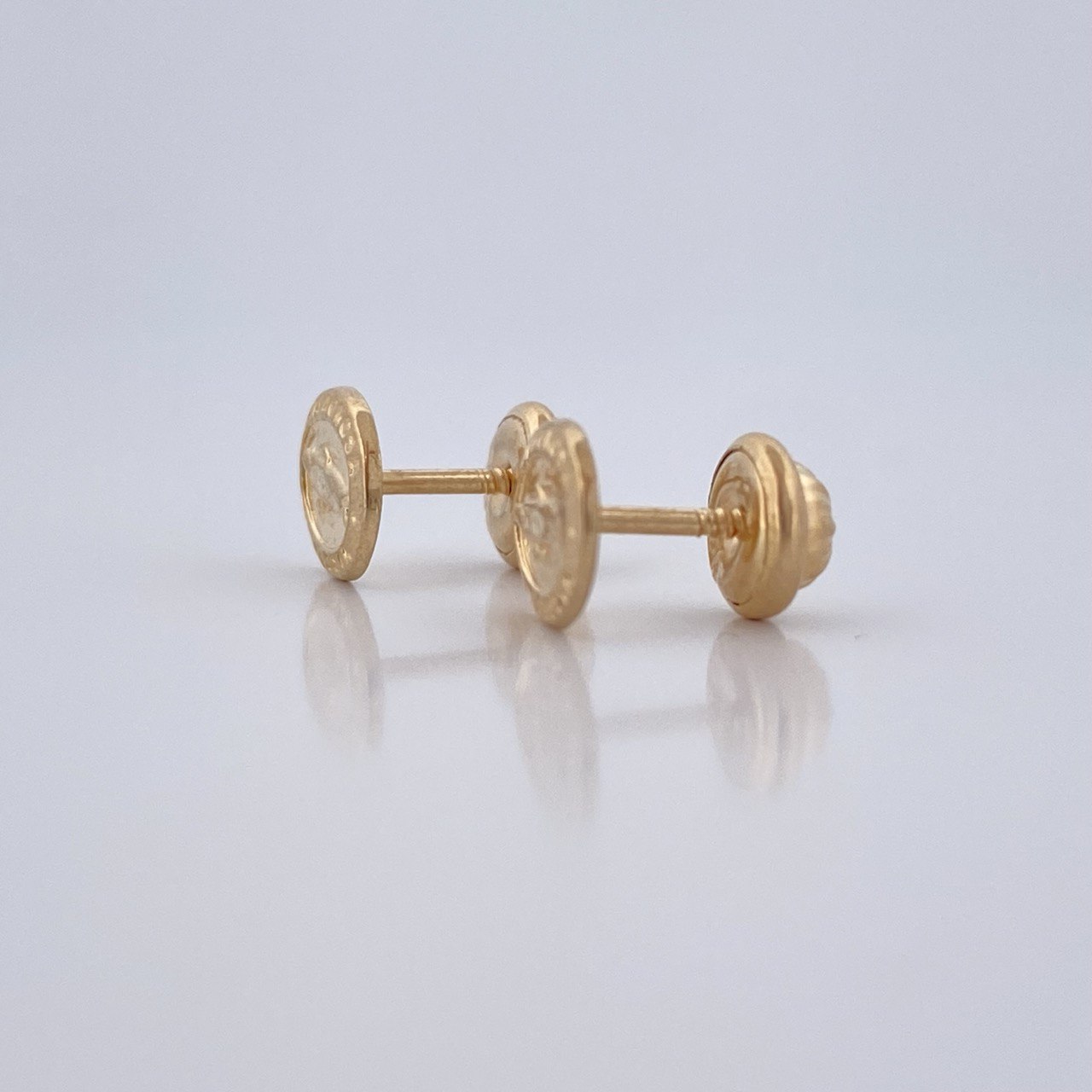 Topos Virgen Milagrosa 0.7gr / 8.1mm Oro Amarillo 18K %
