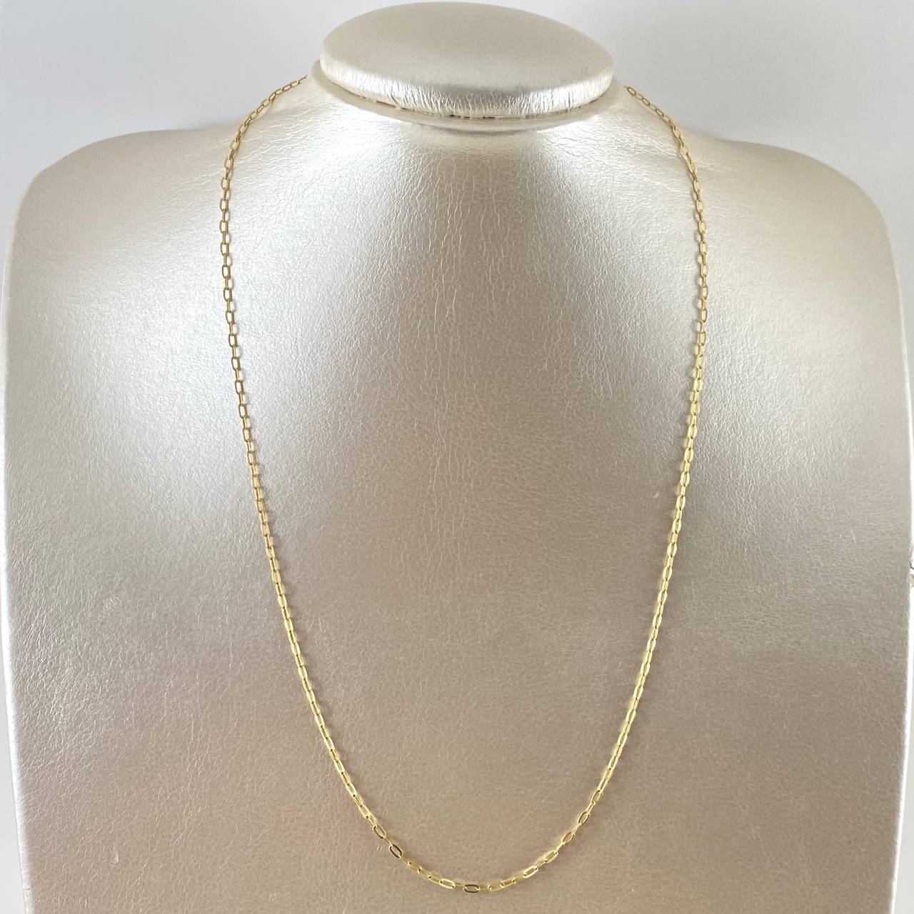 Cadena Aro Seguido 2.55gr / 50cm / 1.6mm Oro Amarillo 18K