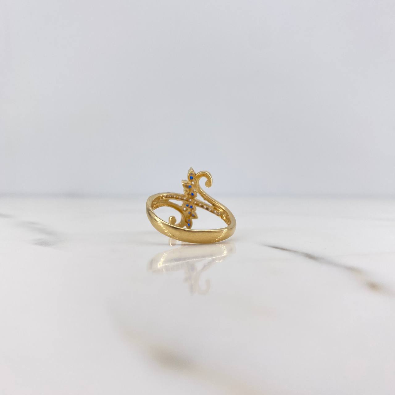 Anillo Ramas Elegante 2.9gr / T6 1/2 / Circones Azules Blancos Dos Oros Amarillo Blanco 18K $
