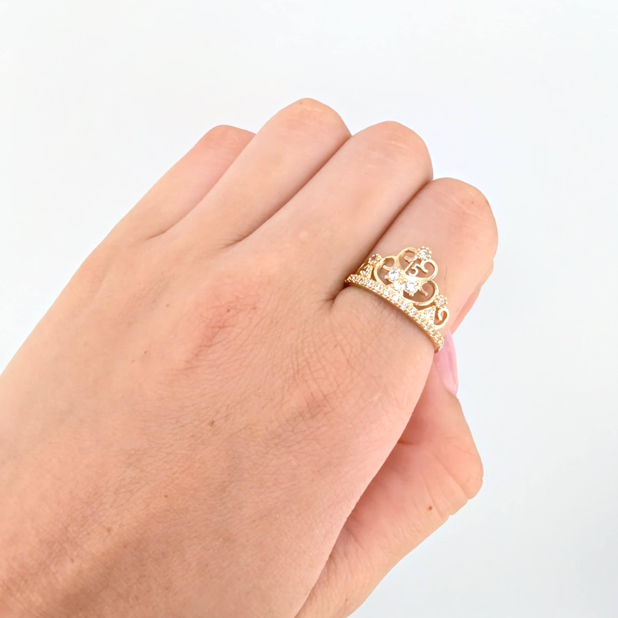 Anillo Corona Quinces 2.5gr / T6 1/2 / Oro Amarillo 18K