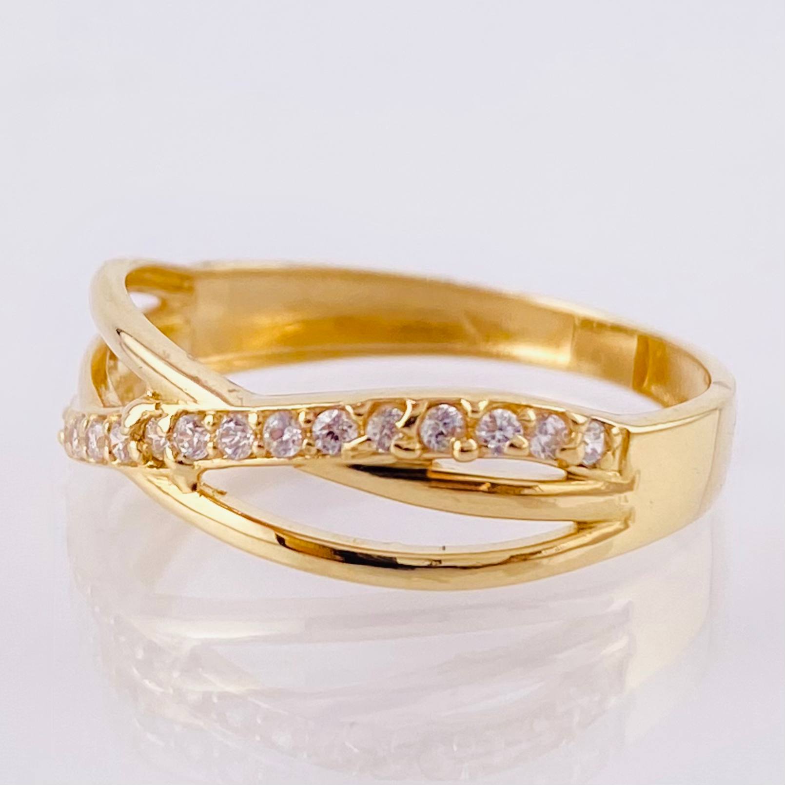 Anillo Carril Enlazado 1.7gr / T7 1/2 / Oro Amarillo 18K