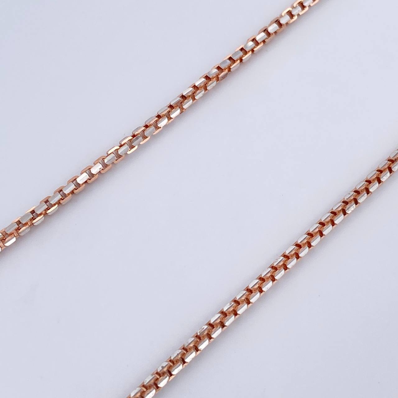 Cadena Veneciana 11.4gr / 50cm / +3 Oro 18K $