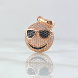 Dije Emoji Con Gafas 3.7gr / 3cm / Circones Blancos Negros Oro Rosa 18K ©