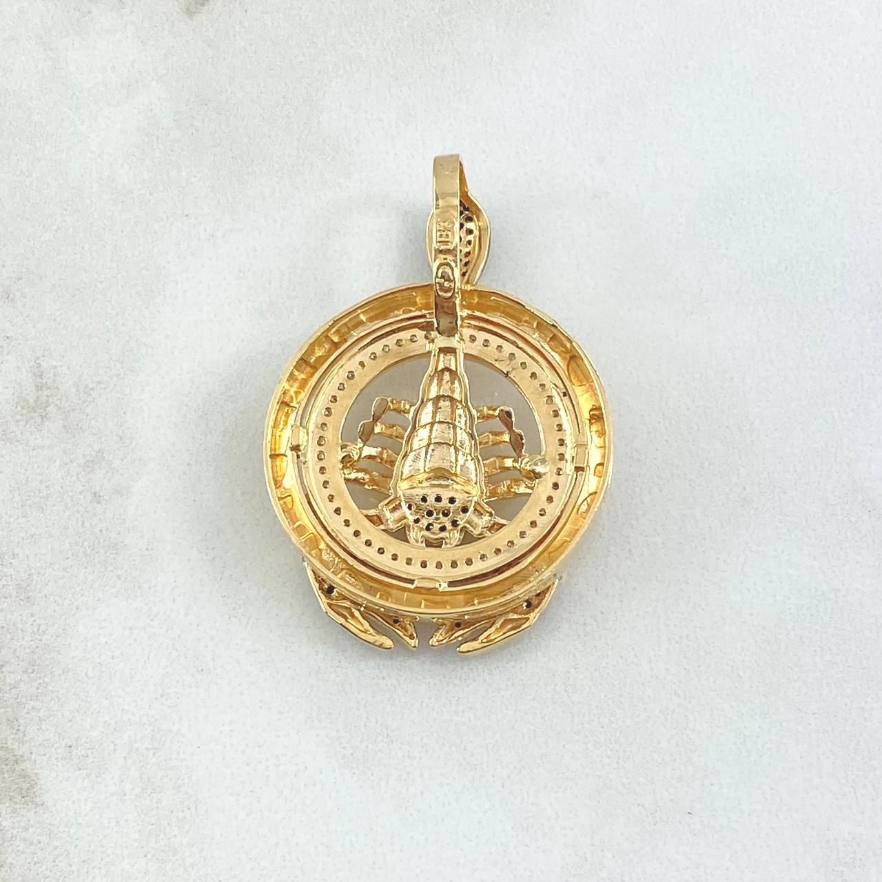 Dije Arco Escorpio 11.5gr / 4cm / Circones Blancos Negros Oro Amarillo 18K ©