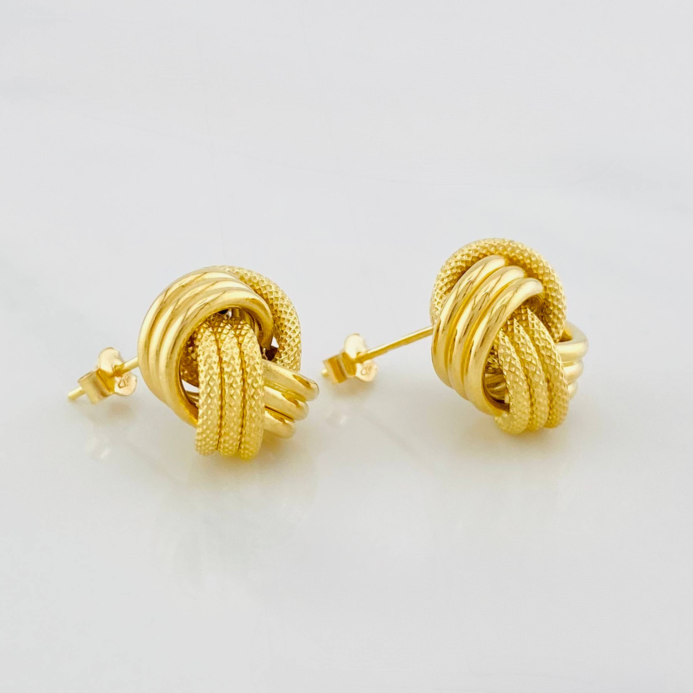 Topos Nudo 1.9g / 12.5mm Oro Amarillo 18K